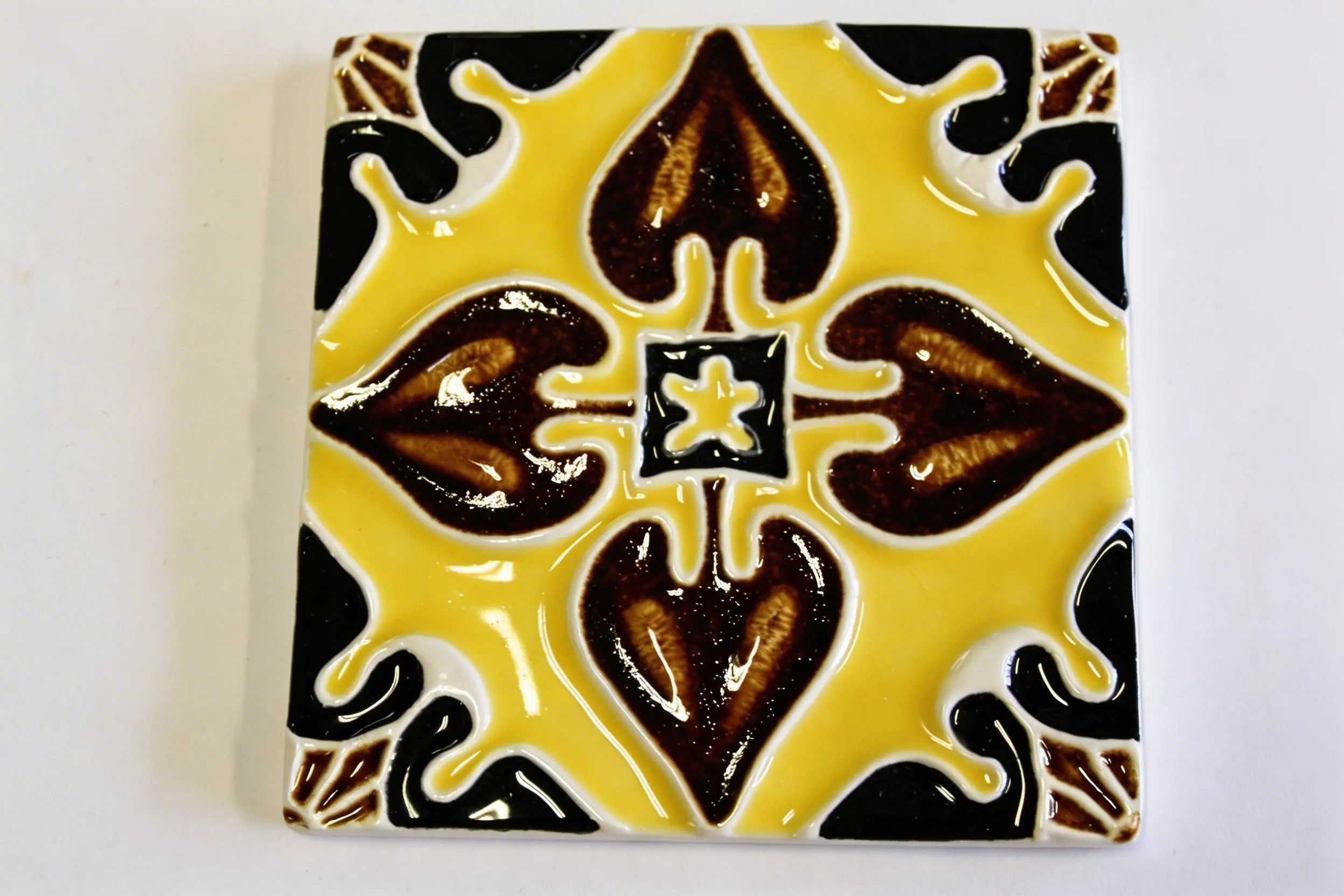 Azulejo_Coração Amarelo Claro